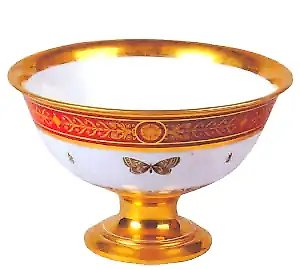 Сервиз, который хотел стать судьбой: тайна фарфорового Олимпа Наполеона и почему Россия до сих пор хранит этот миф