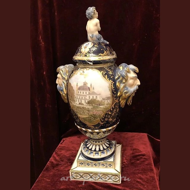 Royal Copenhagen ваза 19 век