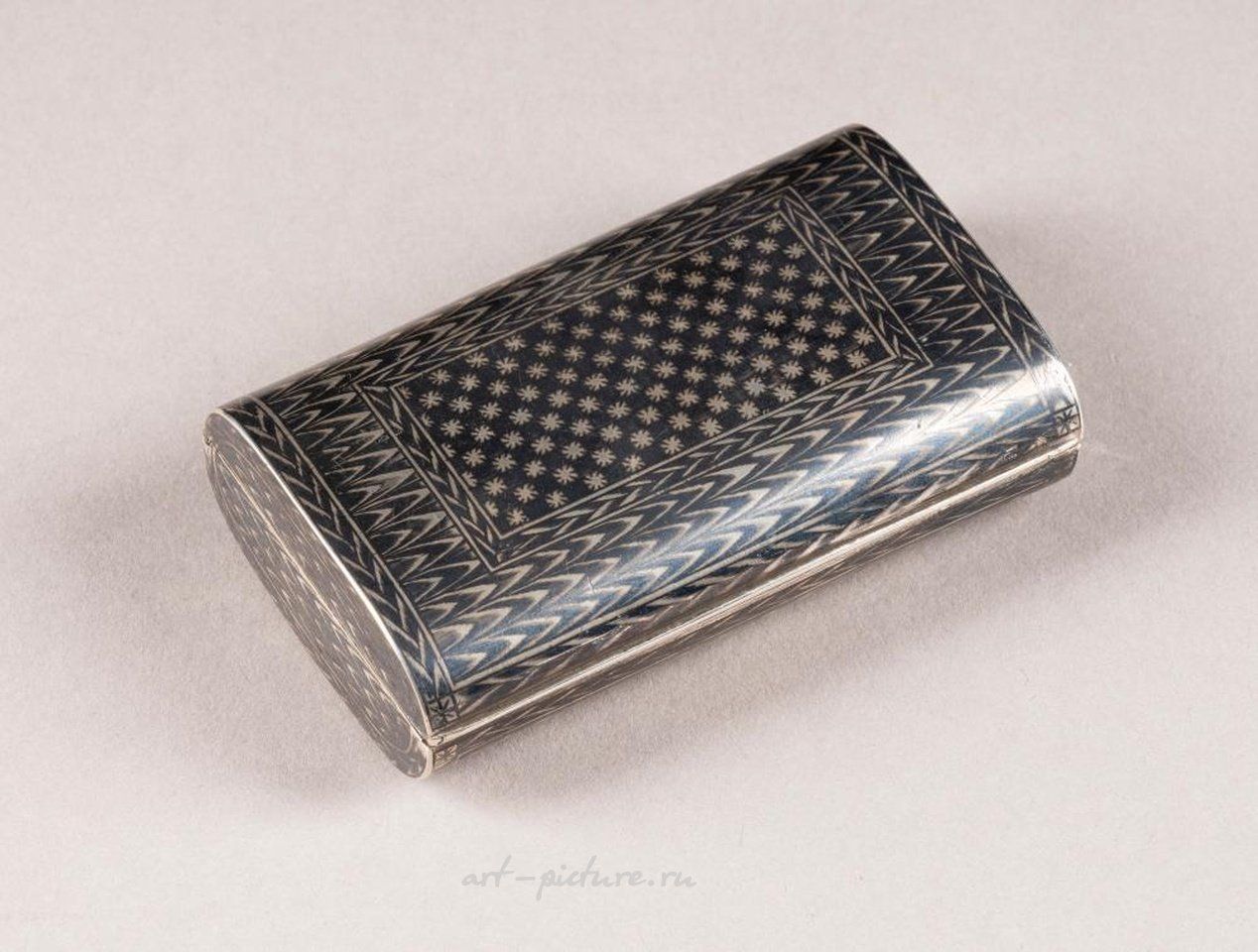 Русское серебро , СЕРЕБРЯНАЯ КОРОБКА ДЛЯ ТАБАКА