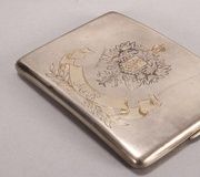 Русская серебряная коробка для сигарет и крышка.