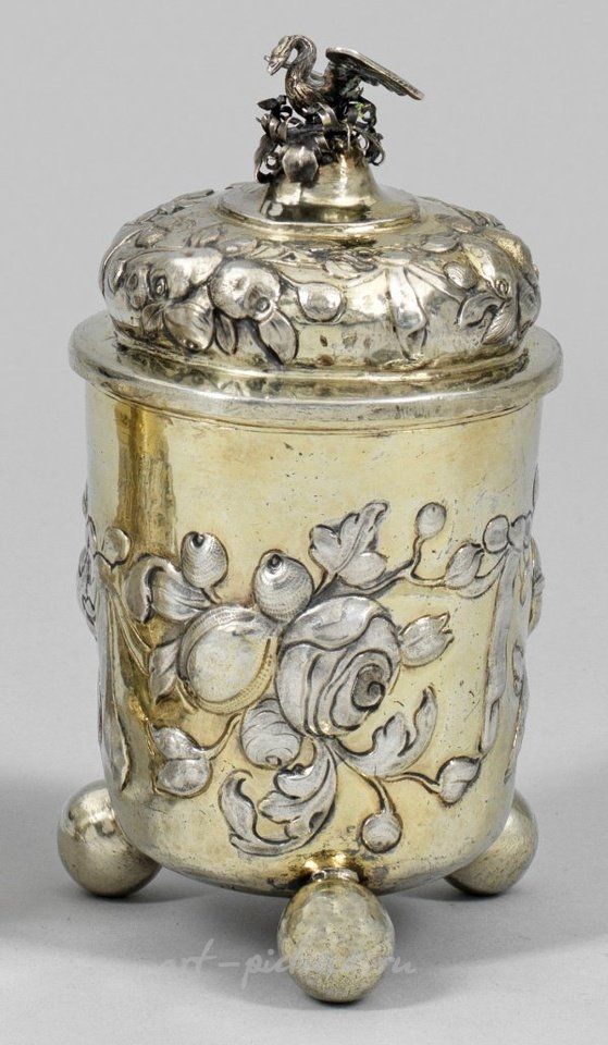 Барочный серебряный кубок Кристофа Беера из Нюрнберга, 1691-1701 гг.