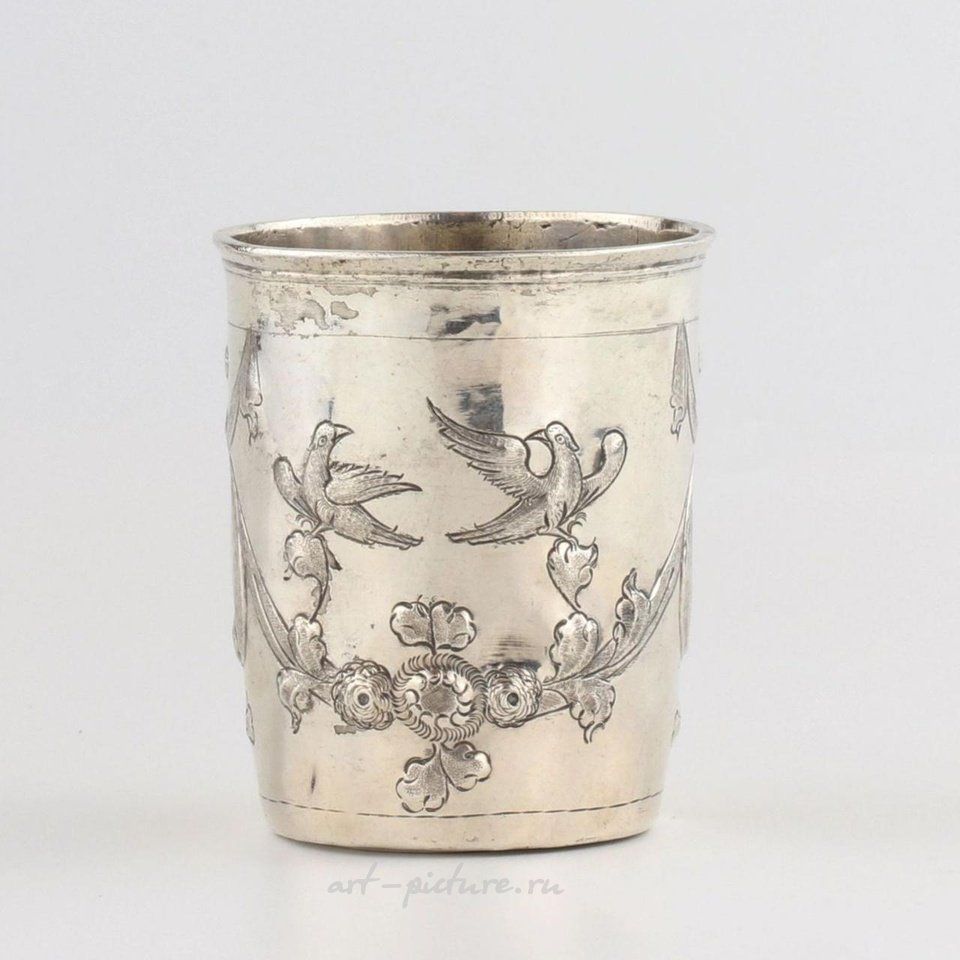 Русское серебро , Серебряная русская водочная чашка 1791 года.