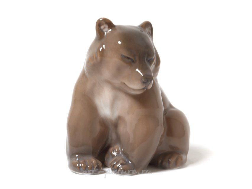 Медведь на корточках. Дания, г. Копенгаген, Royal Copenhagen, 1923-1928 гг.