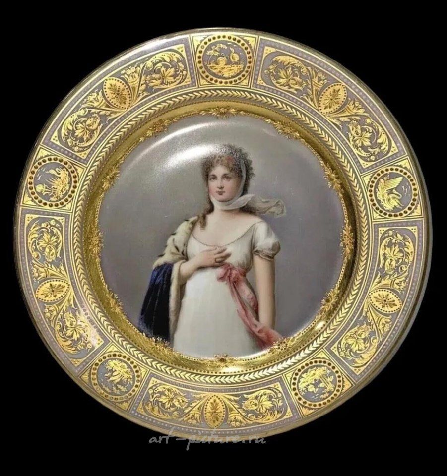 Royal Vienna , Фарфоровая тарелка Марии Луизы 19 века, без дефектов, оценка: $800-1.000.
