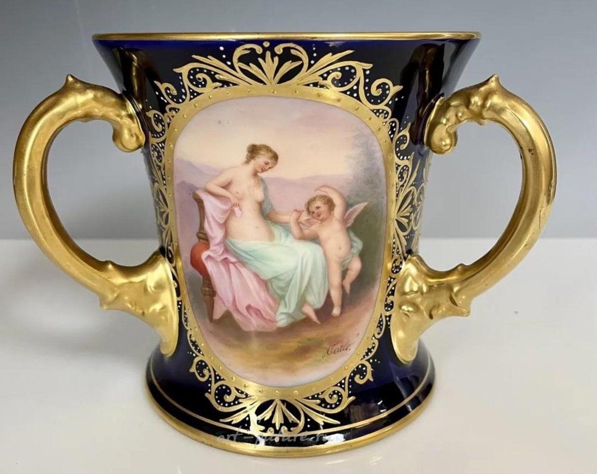 Royal Vienna , Фарфоровая чаша "Любовный кубок" из Королевской Вены XIX века