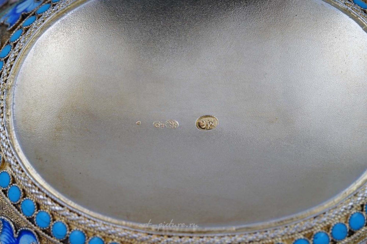 Russian silver , A RUSSIAN SILVER AND CLOISONNE ENAMEL BELT, CIRCA 1900S.