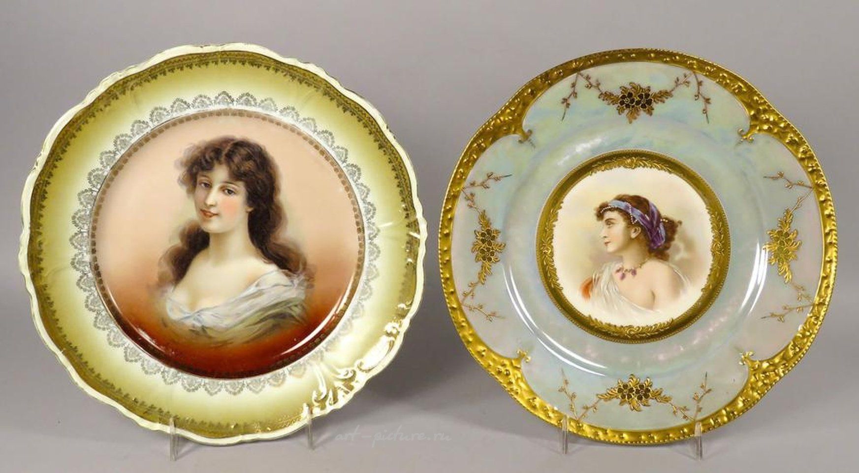 Royal Vienna , Две старинных фарфоровых тарелки Royal Vienna с портретом женщины