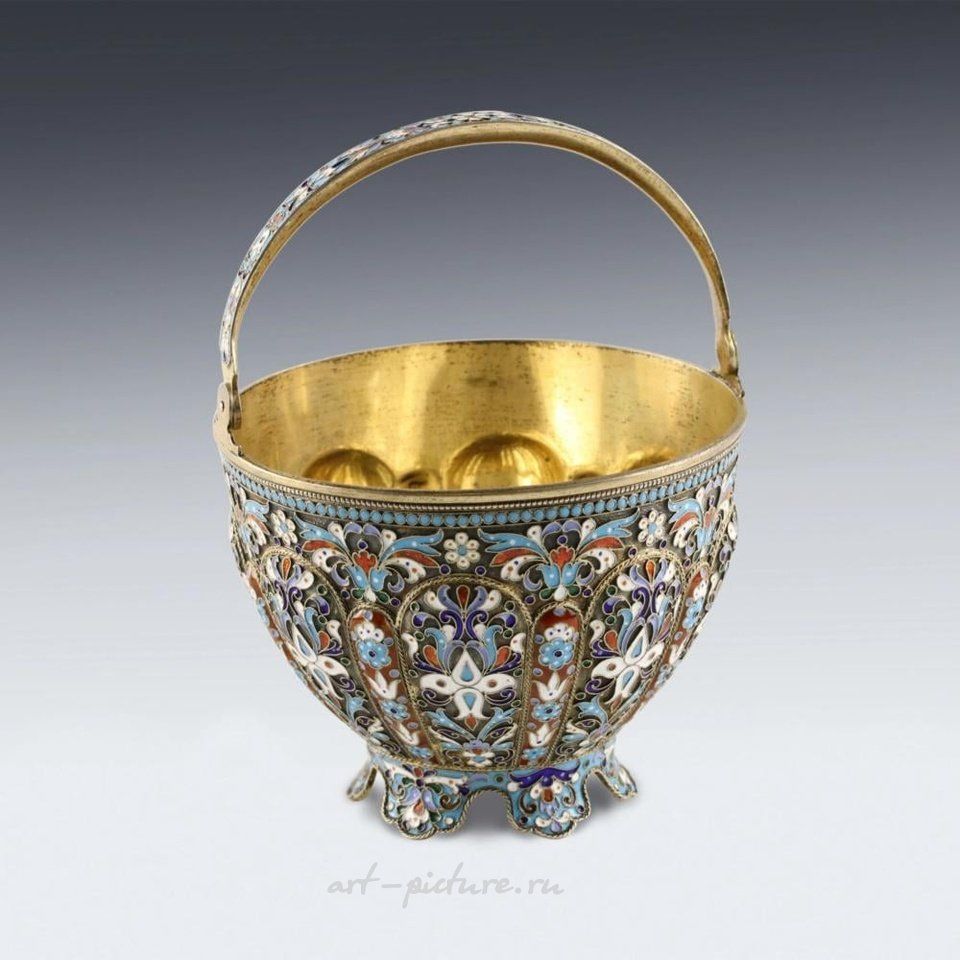 Русское серебро , Русская серебряная сахарница с эмалью