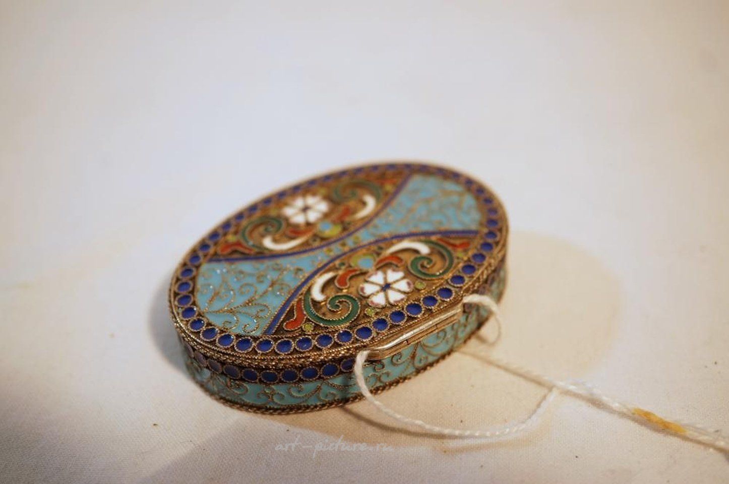 Русское серебро , Русская серебряная овальная шкатулка