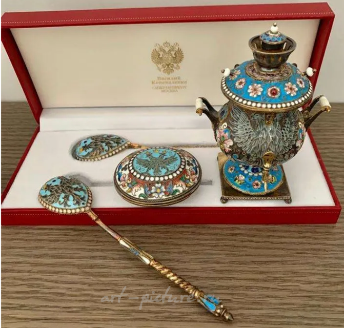 Серебряная шкатулка. Василий Коноваленко