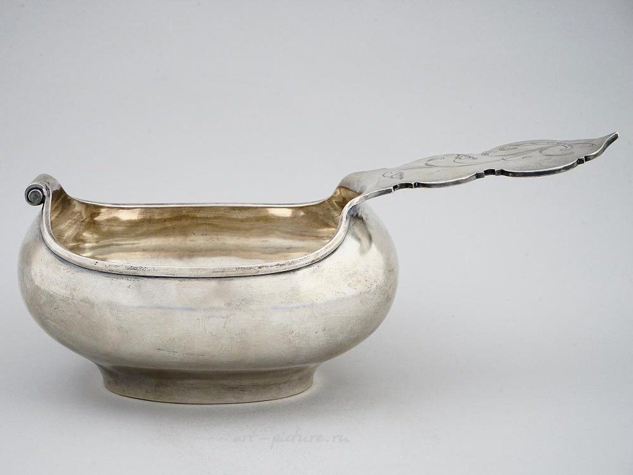 Русское серебро , Любавин, 1899-1908 гг. Русский серебряный ковш характерной формы