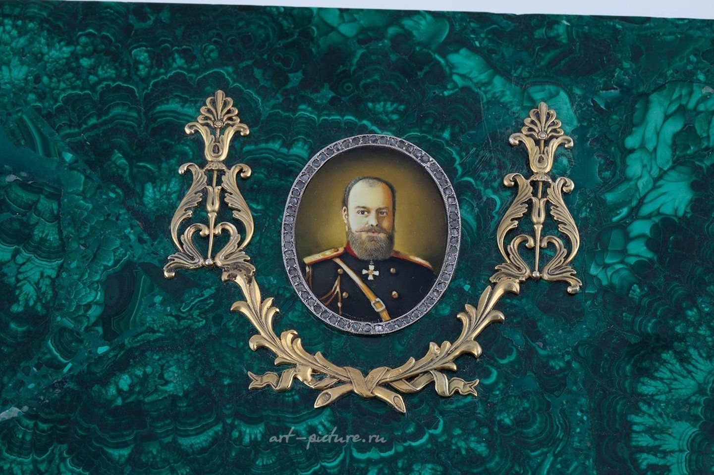 Русское серебро , Малахитовый шкатулка