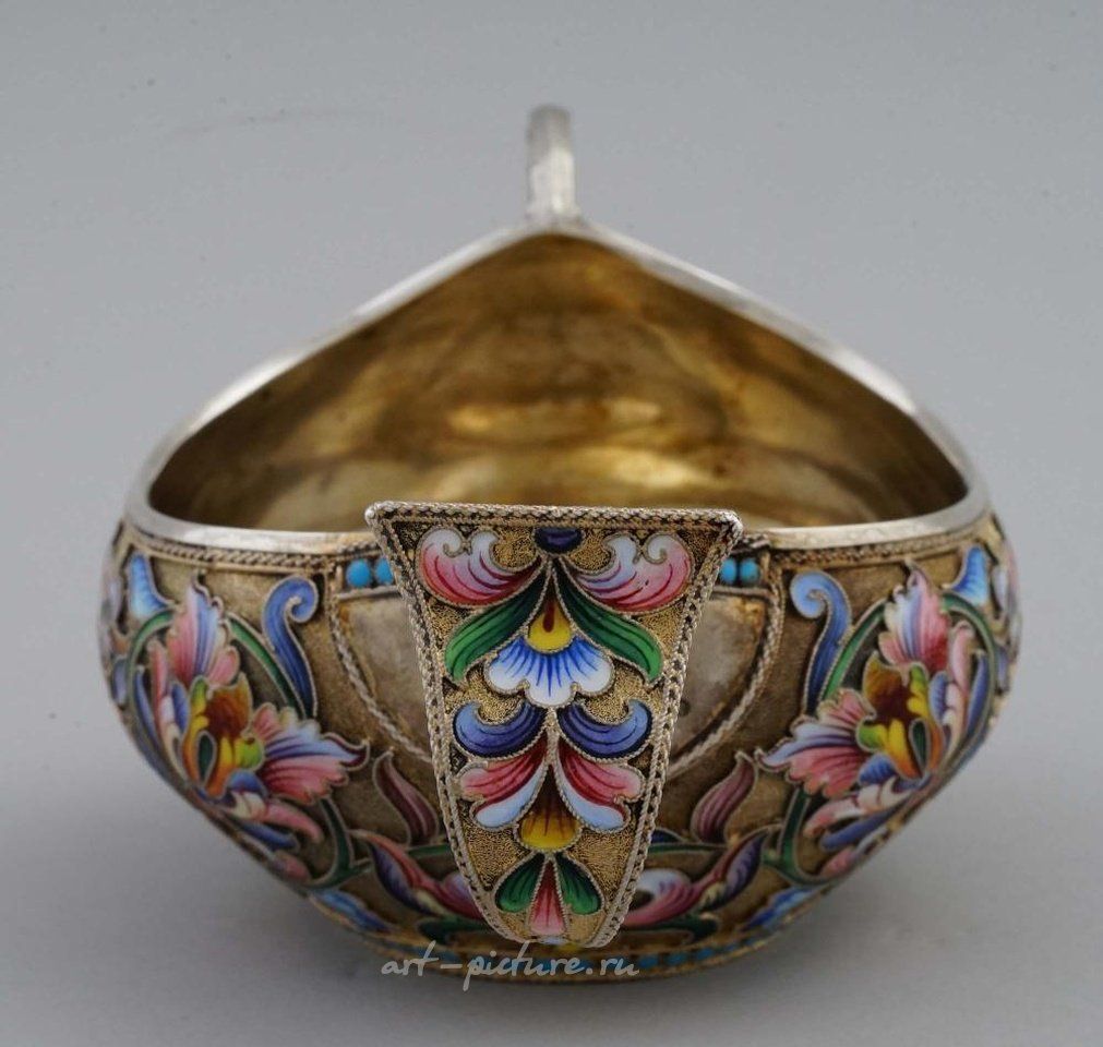 Russian silver , A RUSSIAN SILVER AND CLOISONNE ENAMEL BELT, CIRCA 1900S.