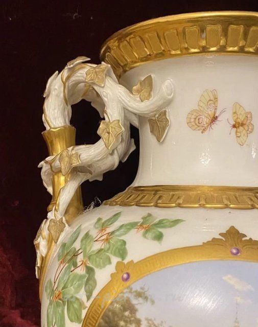 Royal Copenhagen ваза 19 век