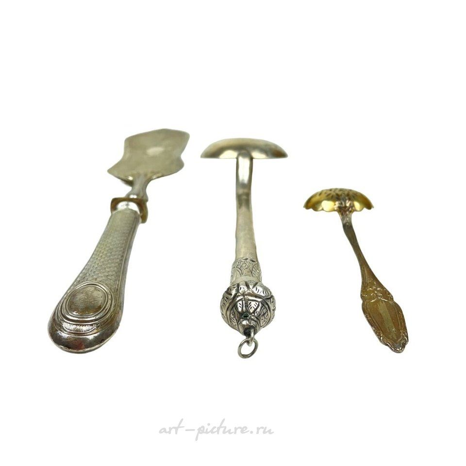 Russian silver , FRANCE - 19th and 20th century
Lot of mismatched...