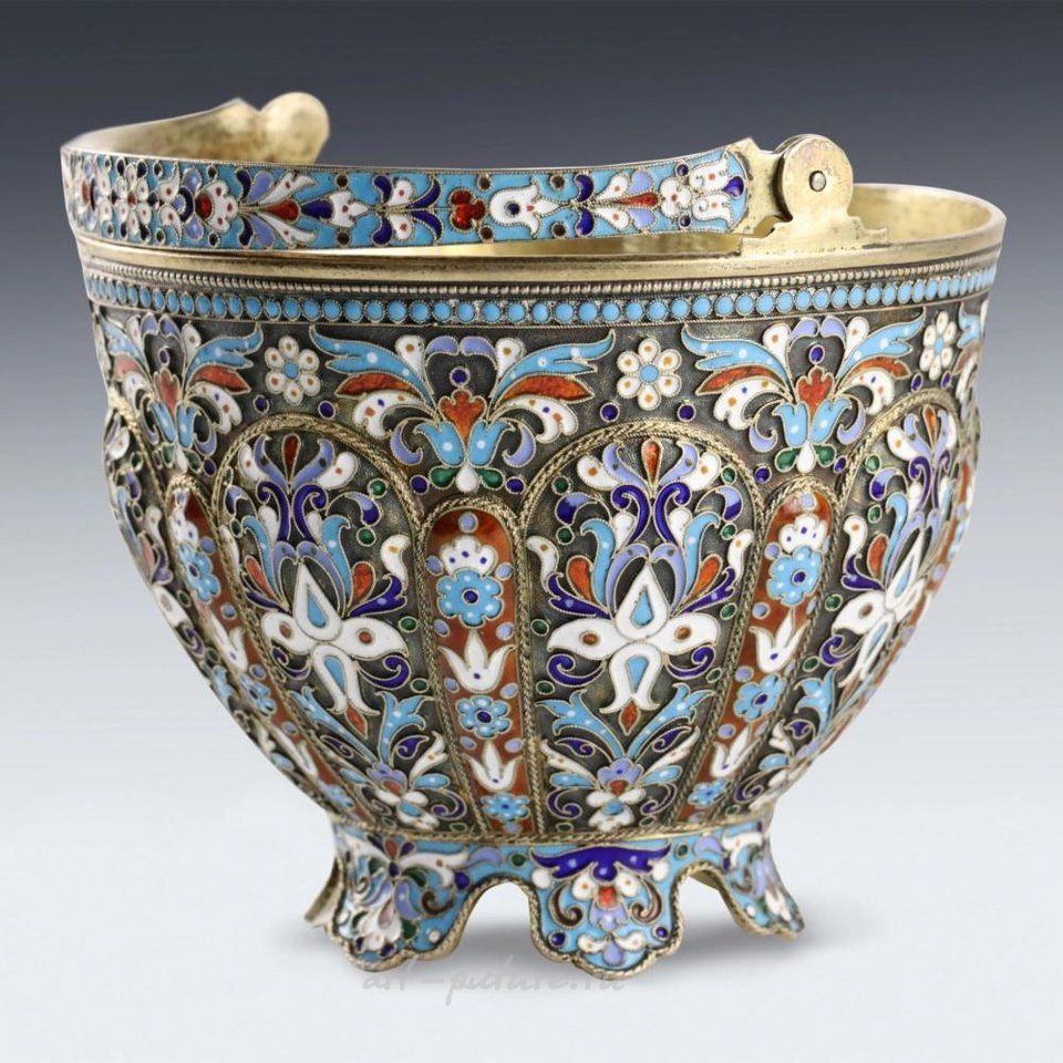 Русское серебро , Русская серебряная сахарница с эмалью