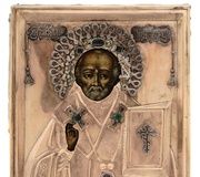 Икона святого Николая в русском стиле с окладом из 14-каратного золота и серебра