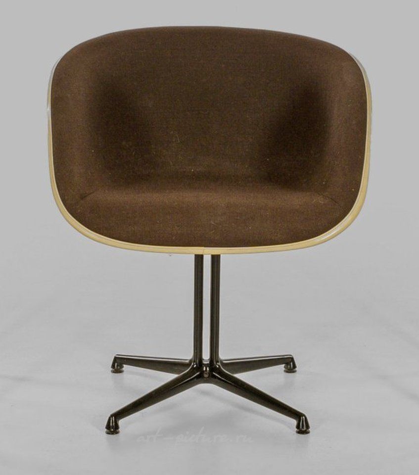 Армчейр Ла Фонда от Vitra, созданный Чарльзом и Рэй Имс