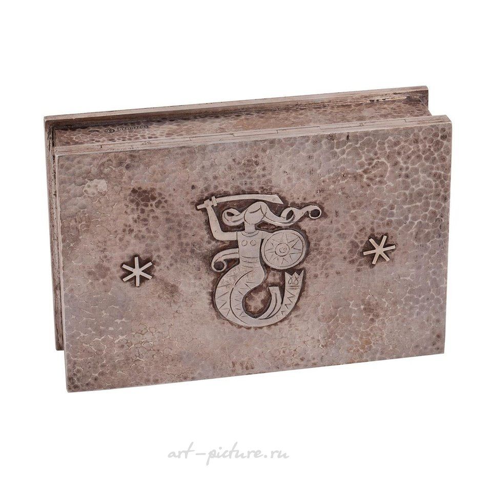 Russian silver , A Russian silver cigar box "Samorodok" with a Warszawska Syr...