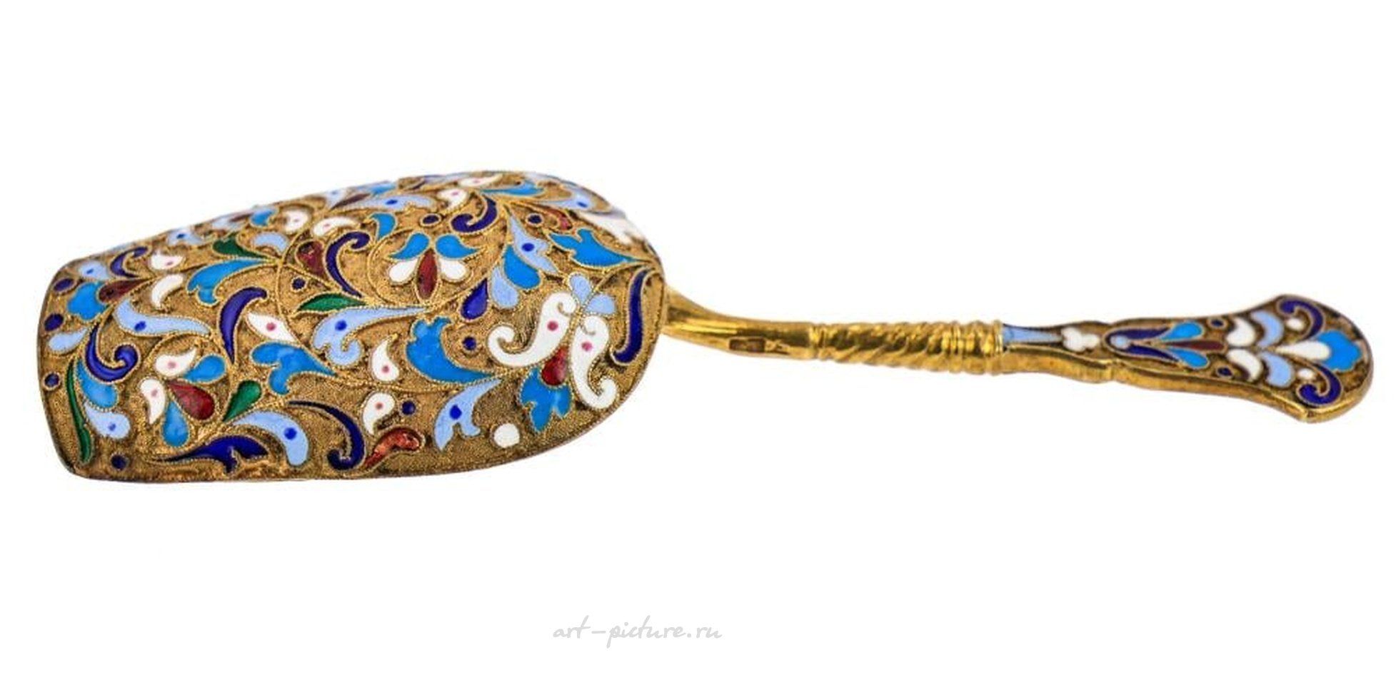 Русское серебро , Русская серебряная лопата с эмалью