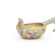 Маленький русский серебряный ковш с позолотой и эмалью в технике клузонне
