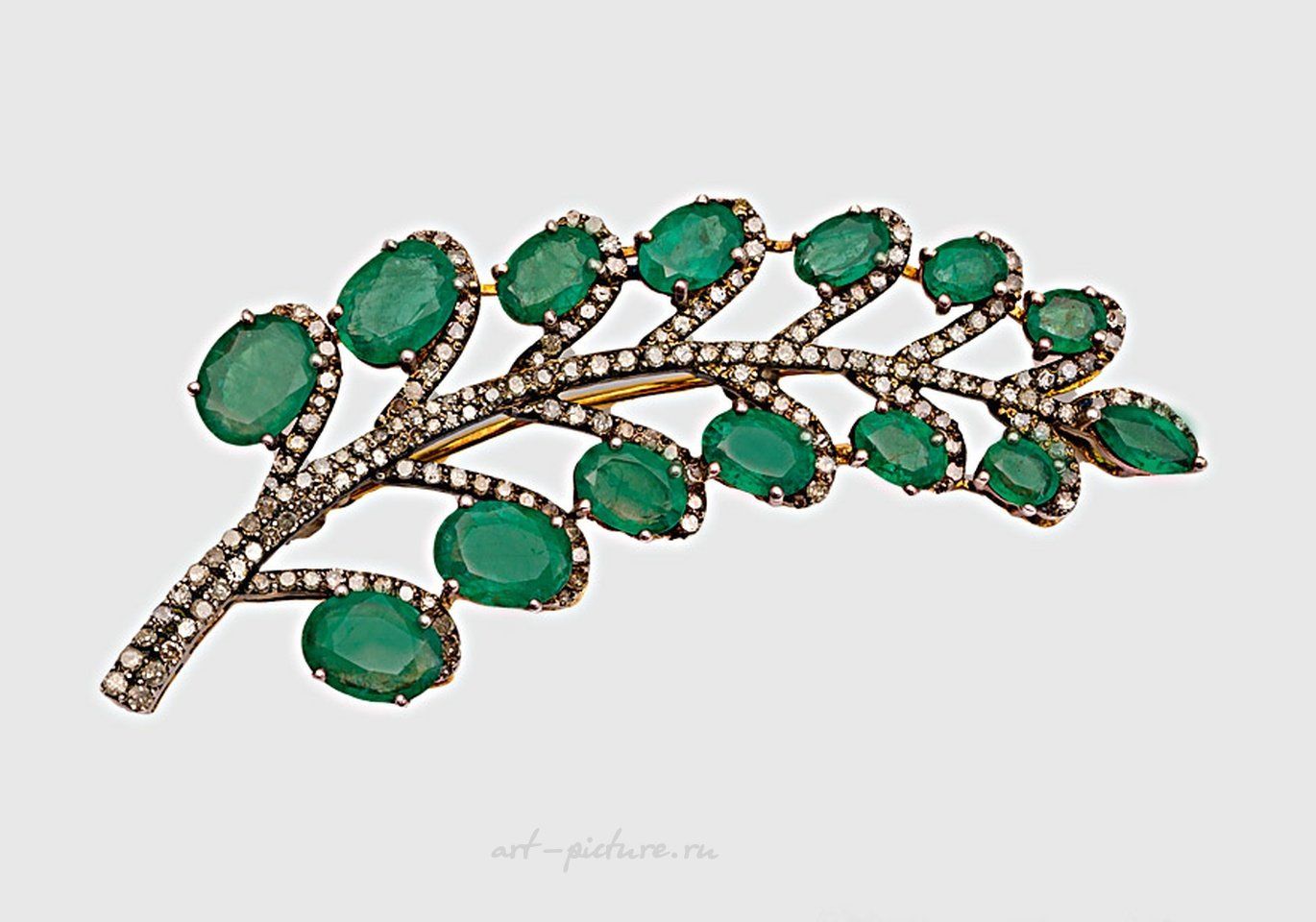 Russian silver , Elegant Russian emerald diamond brooch