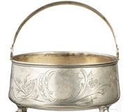 Позолоченный внутри. Корпус и ручка отмечены клеймом с пробой 84-го стандарта.