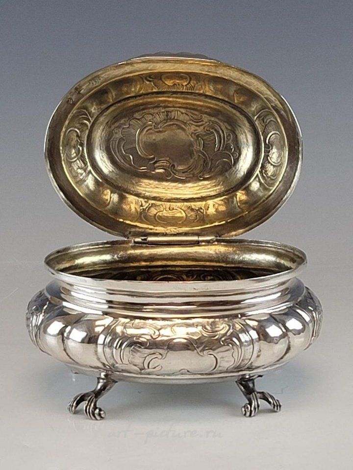 Русское серебро , Редкий антикварный русский серебряный ящик 18 века, 1766 год