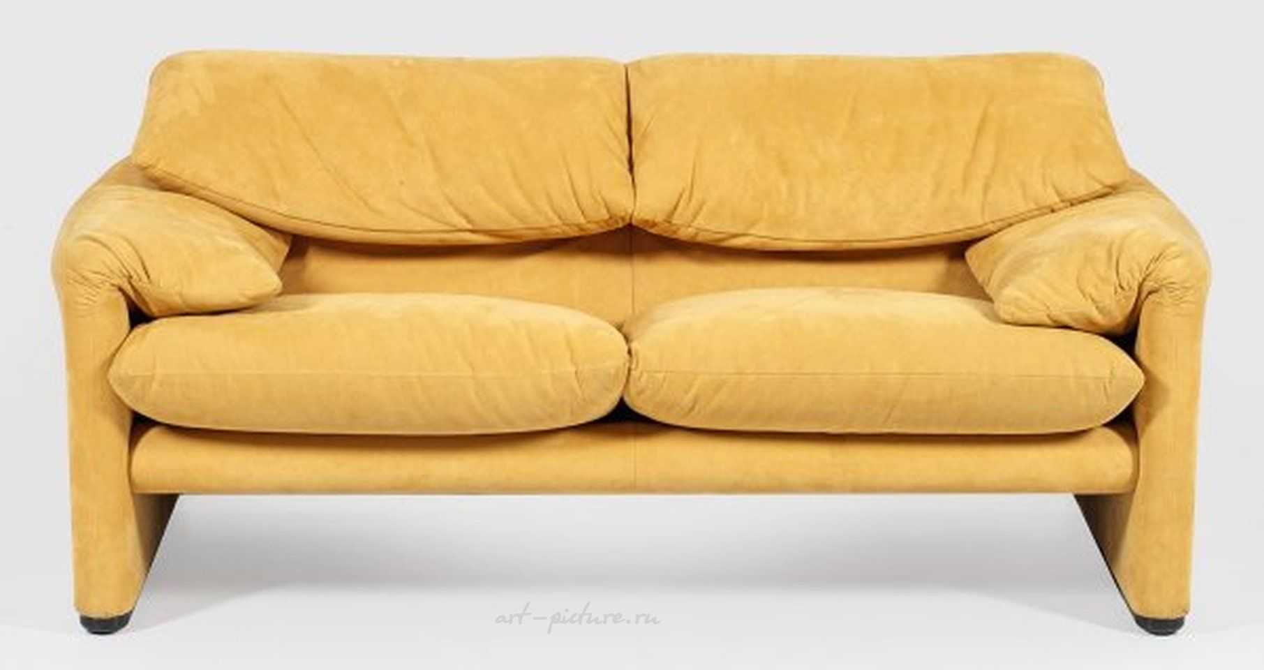Диван Cassina, разработанный Вико Магистретти