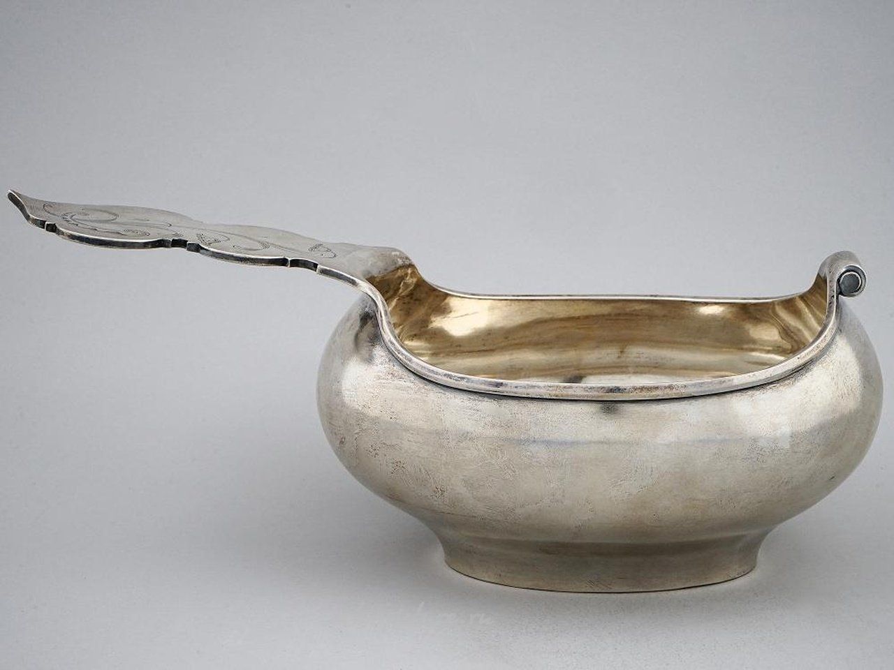 Русское серебро , Любавин, 1899-1908 гг. Русский серебряный ковш характерной формы