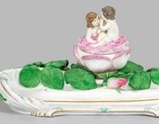 Перьевая ручка в стиле модерн Мейссена с розовым узором и амурчиками