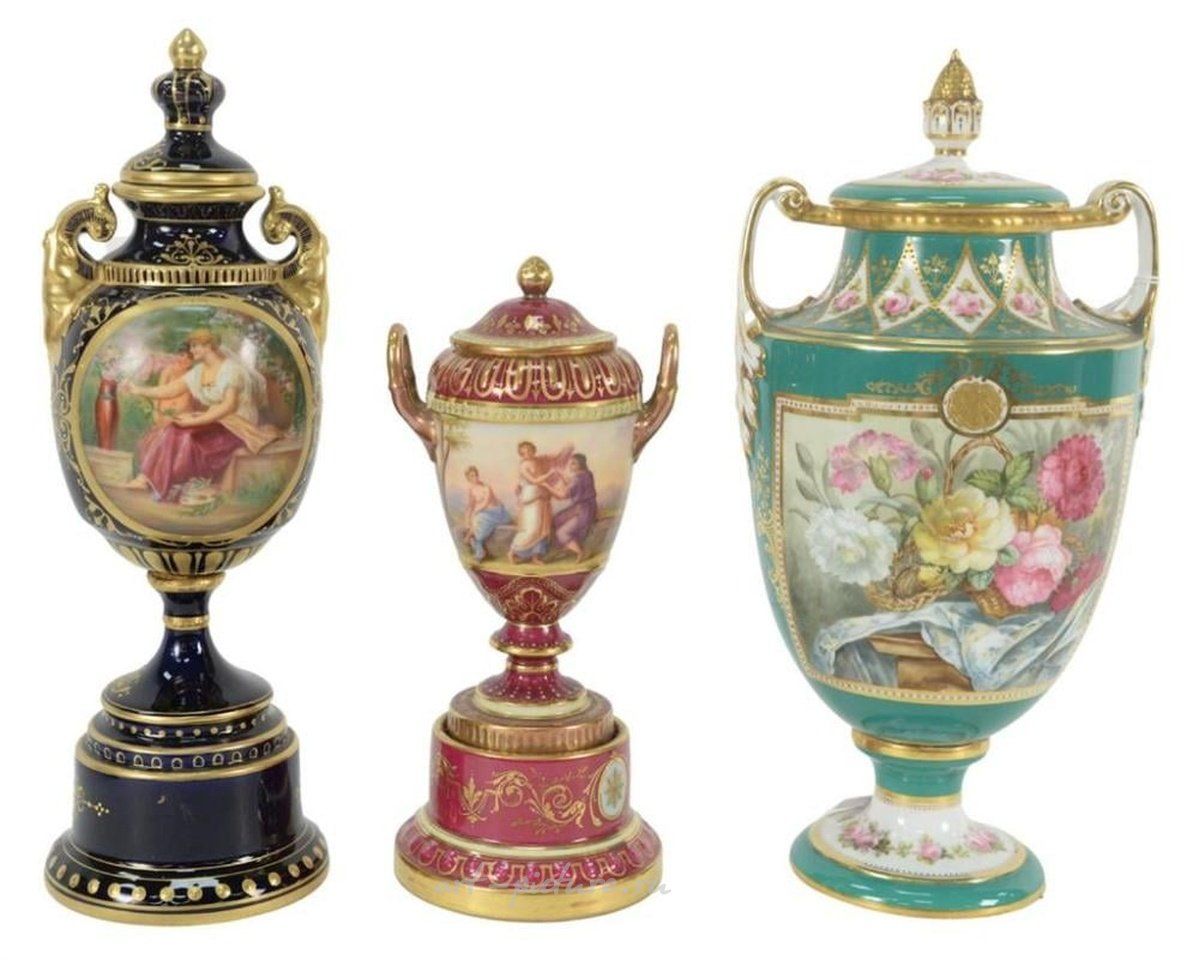 Royal Vienna , Фарфоровые кубки