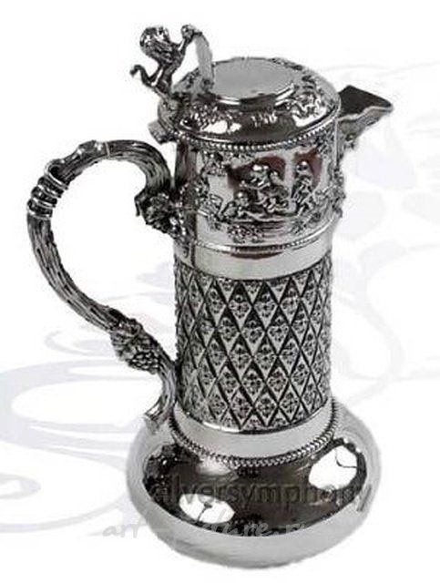 Серебряный кувшин