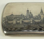 Курительница с ниелловым изображением Кремля.