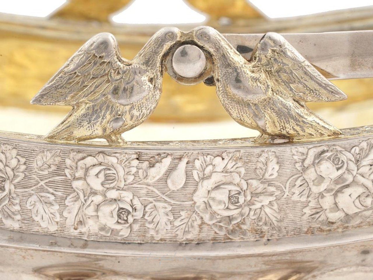 Русское серебро , Императорская русская серебряная корзинка для конфет