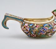 Русский серебряный пояс с эмалью по технике клоизоне, около 1900 года.