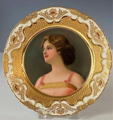 Royal Vienna,  {obj.name}}