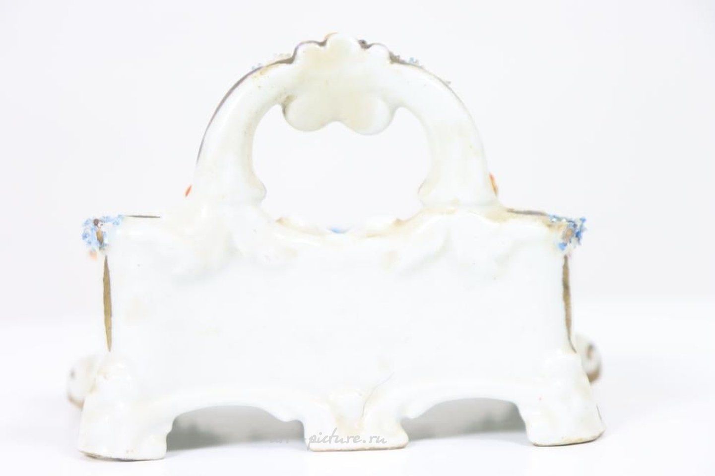 Royal Vienna Porcelain , Diminutive Royal Vienna Porcelain