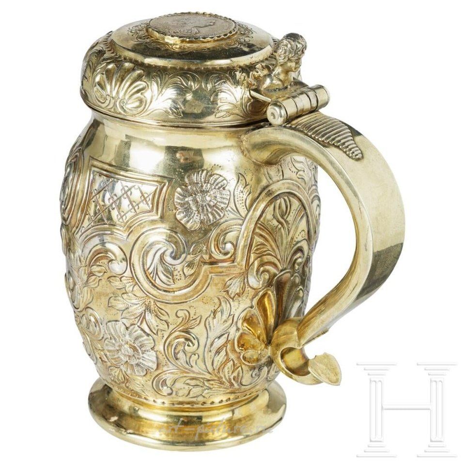 Русское серебро , Русская большая серебряная позолоченная кружка