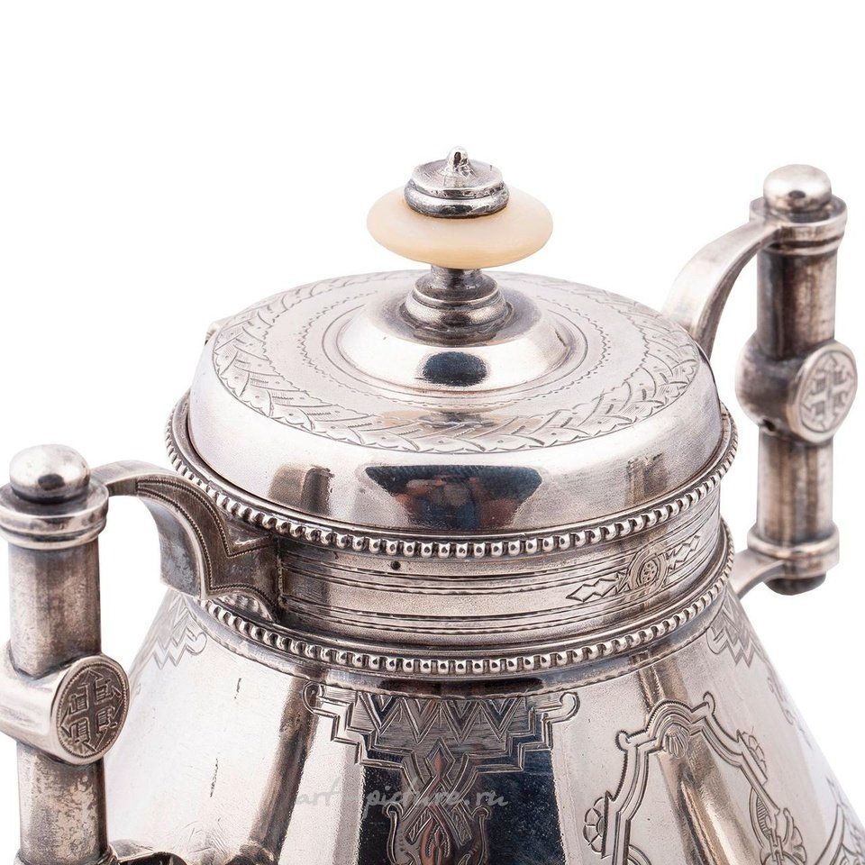 Русское серебро , Русская серебряная позолоченная сахарница и молочник