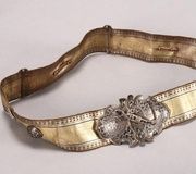 Серебряная и ниелловая брошь с кавказским кинжалом.