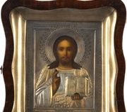 Икона Христа Пантократора с серебряно-золотым окладом