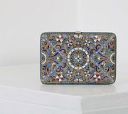Серебряный позолоченный и клоизоне сигаретный футляр в русском стиле.