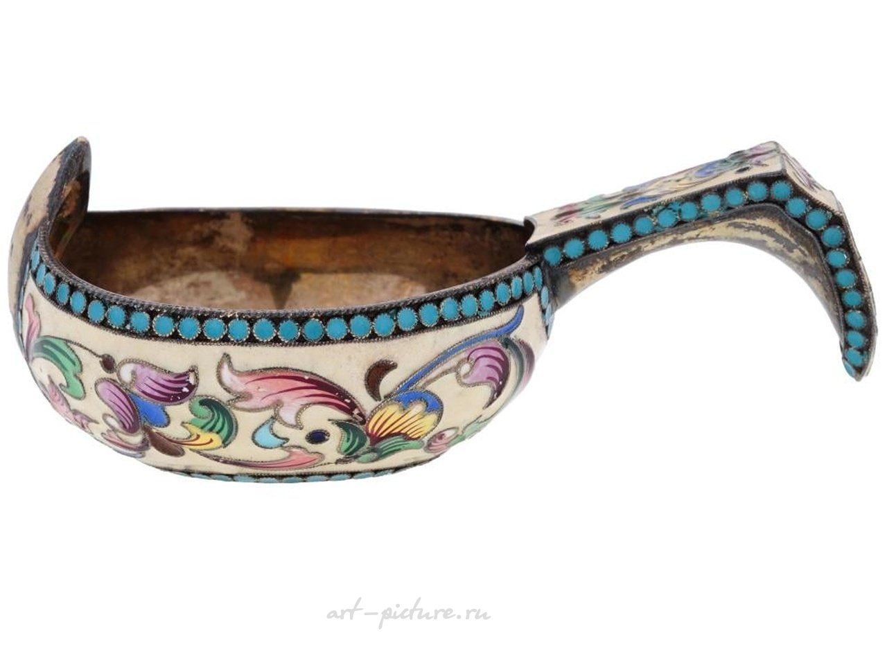 Русское серебро , Русский серебряный ковш с позолотой и эмалью