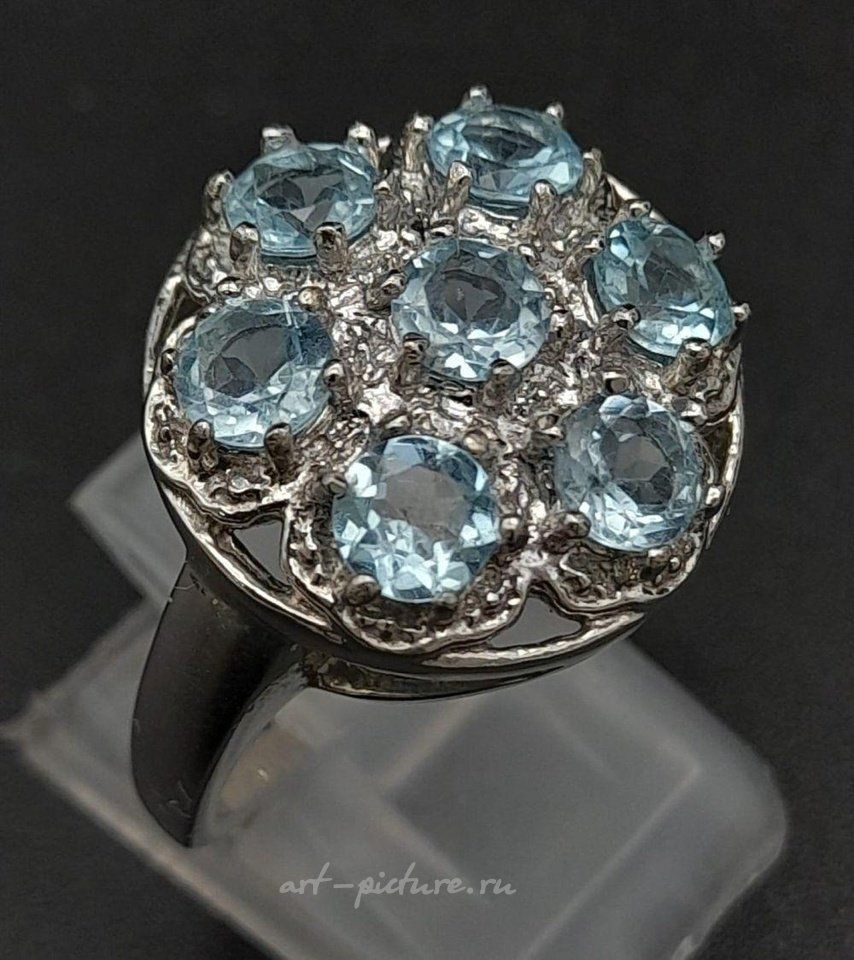 Русское серебро , Серебряное кольцо с русским апатитом