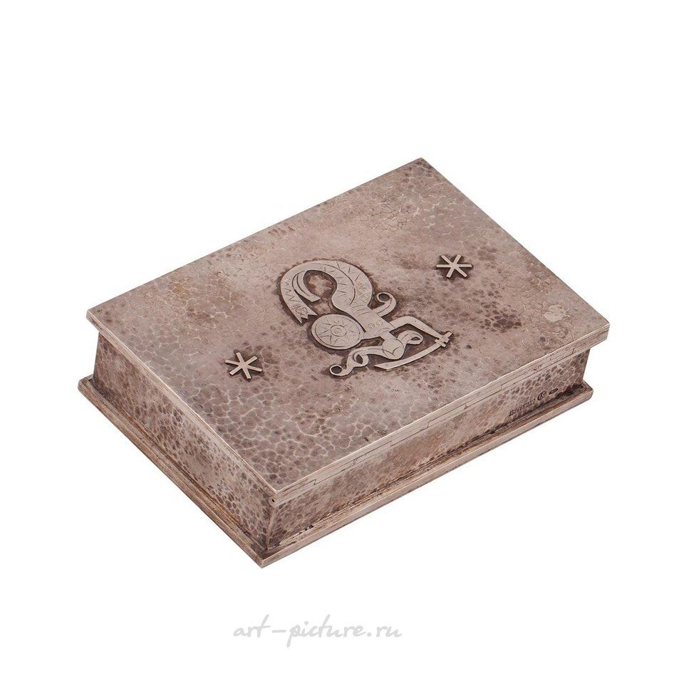 Russian silver , A Russian silver cigar box "Samorodok" with a Warszawska Syr...