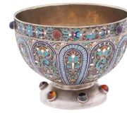 Русская серебряная чаша с позолотой и эмалью