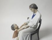 Мама Дики. Дания, г. Копенгаген, Bing & Grondahl